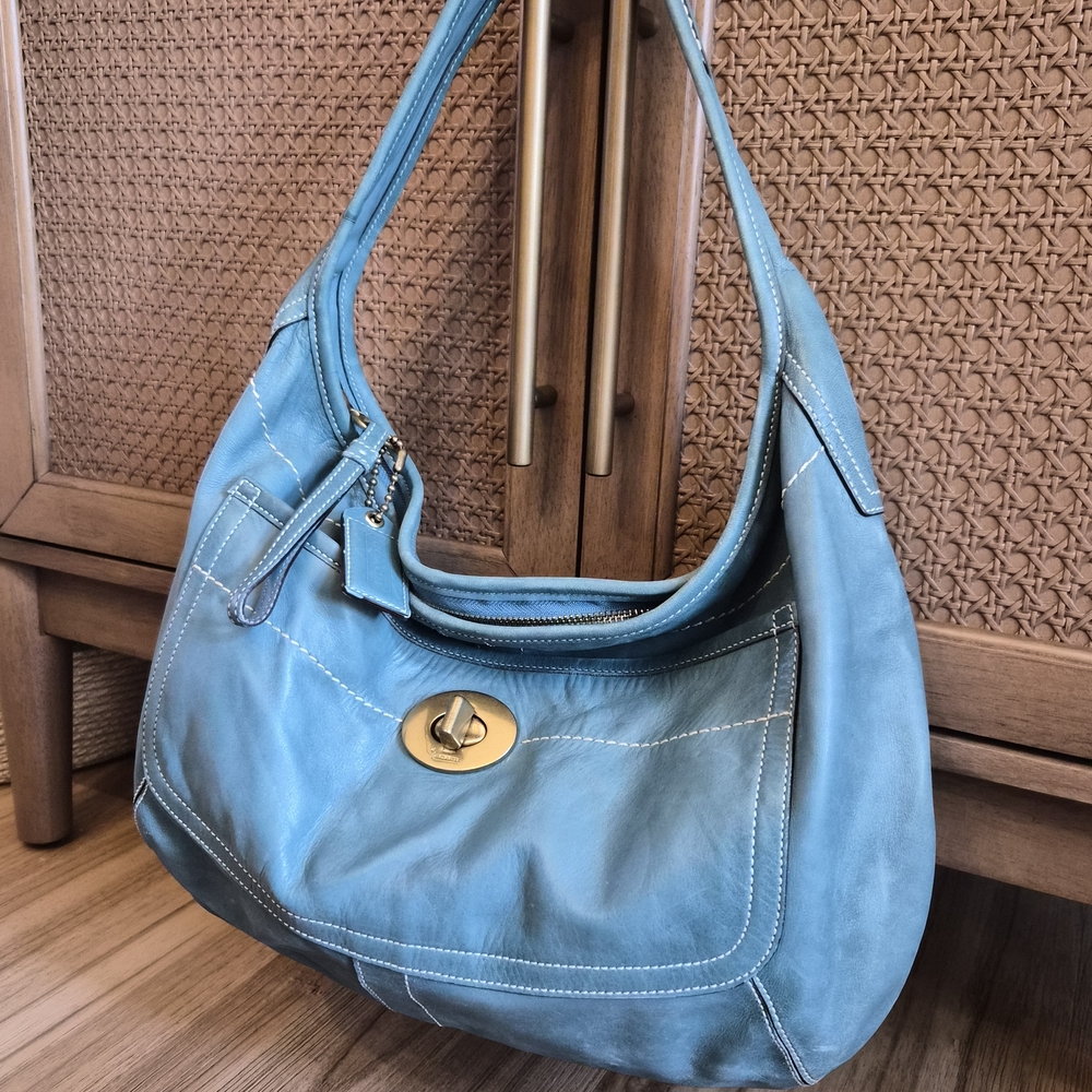 Turqouise Ergo Hobo Vintage Coach